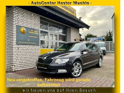 gebraucht Skoda Superb Combi Elegance*PANO*AHK*AUTOMATIK