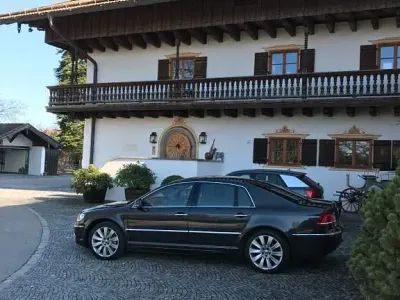 Begagnad VW Phaeton Exclusive 243 HK (178 kW) 2012 Grå Sedan