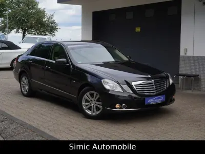 Gebraucht Mercedes E250 204 PS (150 kW) 2009 Obsidianschwarz  metalliclack Limousine