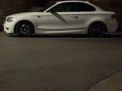 Gebraucht BMW 123 Sport Line 204 PS (150 kW) 2009 Weiß Kleinwagen