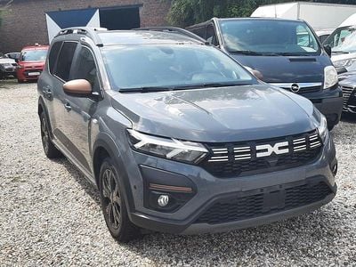 Gebraucht Dacia Jogger Extreme 94 PS (69 kW) 2023 Grau Van / Kleinbus