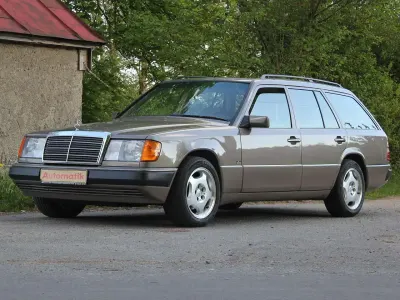Gebraucht Mercedes 300 220 PS (161 kW) 1991 Impalabraun metallic Kombi