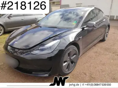 Używany Tesla Model 3 239 kW (325 KM) 2022 Czarny Sedan/Limuzyna