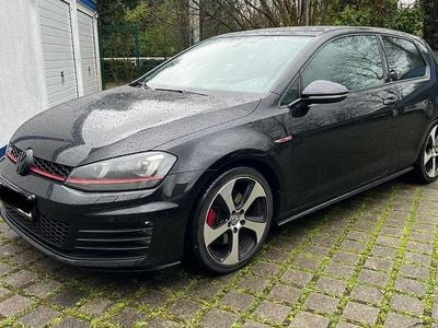 Gebraucht VW Golf VII GTI 220 PS (161 kW) 2014 Schwarz Limousine
