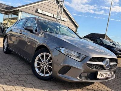 Gebraucht Mercedes A200 Progressive 163 PS (119 kW) 2018 Grau Limousine