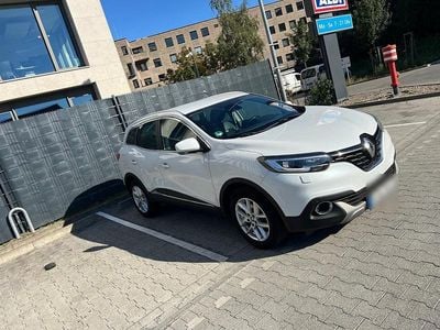 Gebraucht Renault Kadjar 110 PS (80 kW) 2016 Weiß SUV