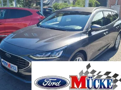 Gebraucht Ford Focus Cool & Connect 125 PS (91 kW) 2022 Limousine