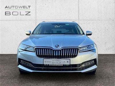 Silber Gebraucht 2021 Skoda Superb LAURIN & KLEMENT Kombi | 27.990 € (Fairer Preis)
