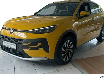 Neu VW T-Roc Cabriolet Life 116 PS (85 kW) 2026 Gelb SUV