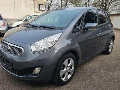 Gebraucht Kia Venga Spirit 90 PS (66 kW) 2011 Stahlgrau met. Kleinwagen