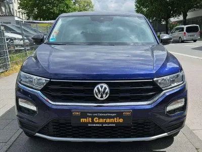 Używany VW T-Roc IQ Drive 116 KM (85 kW) 2020 Niebieski SUV