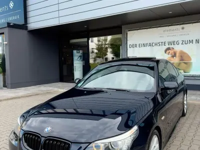 Gebraucht BMW 523 M Sport 190 PS (139 kW) 2009 Schwarz Limousine