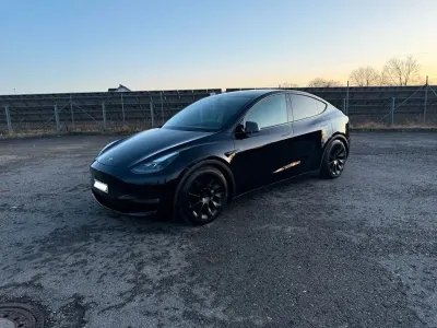 Occasion Tesla Model Y Long Range AWD 274 kW (373 PK) 2022 Zwart SUV