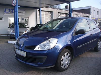 Usata Renault Clio III 65 CV (47 kW) 2007 Blu Berlina