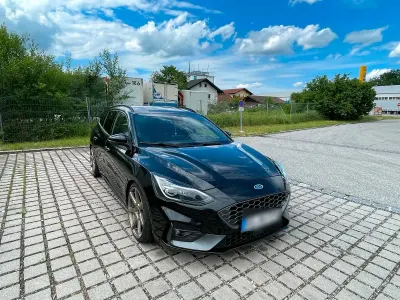 Gebraucht Ford Focus ST 280 PS (205 kW) 2022 Schwarz Kombi