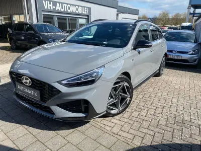 Neu Hyundai i30 N Line 150 PS (110 kW) 2026 Grau Limousine