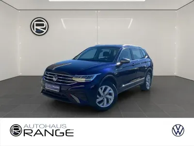 Begagnad VW Tiguan Allspace Life 150 HK (110 kW) 2022 Blå SUV