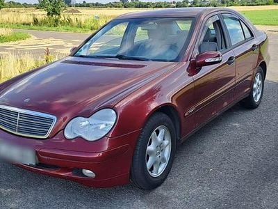Mercedes C180