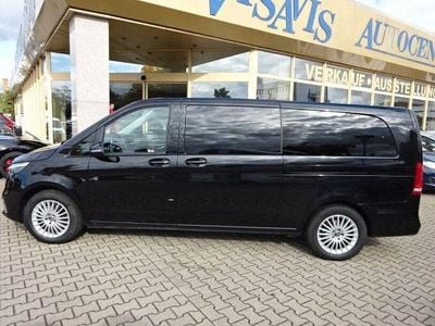 Gebraucht Mercedes V300 Avantgarde Edition 237 PS (174 kW) 2024 Obsidianschwarz Van / Kleinbus