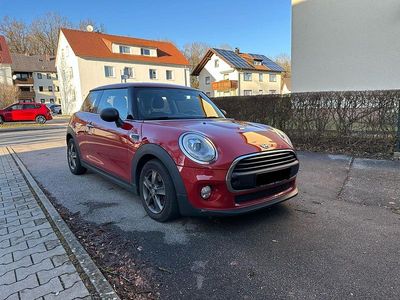Gebraucht Mini ONE 102 PS (75 kW) 2017 Rot Kleinwagen