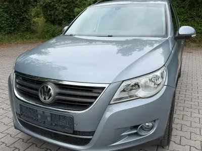 Gebraucht VW Tiguan Trendline 150 PS (110 kW) 2008 Grau SUV