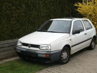 Używany VW Golf III 75 KM (55 kW) 1992 Biały Hatchback