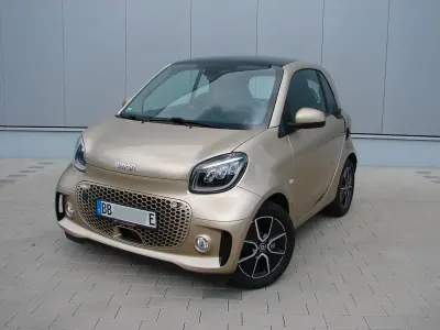 Gebraucht Smart ForTwo Electric Drive Prime Exclusive 60 kW (82 PS) 2023 Gold Coupé