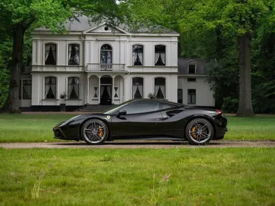 Gebraucht Ferrari 488 672 PS (494 kW) 2016 Schwarz