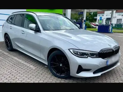 Gebraucht BMW 318 Advantage 150 PS (110 kW) 2021 Silber Kombi