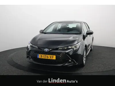 Gebraucht Toyota Corolla Hybrid Active 140 PS (102 kW) 2024 Schwarz Limousine