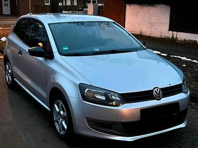 Gebraucht VW Polo 60 PS (44 kW) 2010 Silber Kleinwagen
