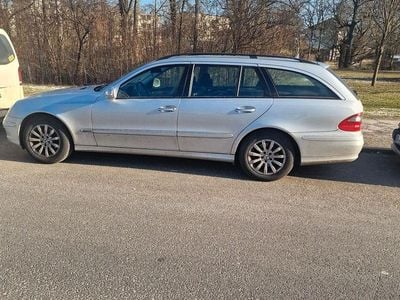 Gebraucht Mercedes E200 Elegance 184 PS (135 kW) 2007 Grau Kombi