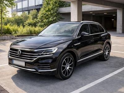 Second-hand VW Touareg 286 CP (210 kW) 2018 Negru SUV
