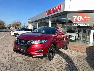 Rot Gebraucht 2020 Nissan Qashqai Zama SUV | 23.995 € (Teuer)