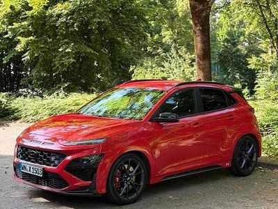 Gebraucht Hyundai Kona 280 PS (205 kW) 2022 Rot SUV