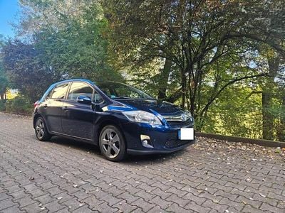 Toyota Auris Hybrid