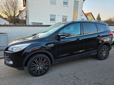 Schwarz Gebraucht 2016 Ford Kuga Trend SUV | 9.400 € (Guter Preis)