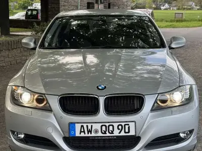 Brugt BMW 320 Exclusive 184 HK (135 kW) 2010 Sølv Sedan