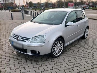 VW Golf V