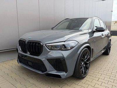 Grau Gebraucht 2022 BMW X5 M Competition Edition SUV | 84.890 € (Etwas zu teuer)