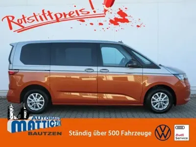 Gebraucht VW Multivan 150 PS (110 kW) 2023 Monosilber metallic/ energeti Van / Kleinbus