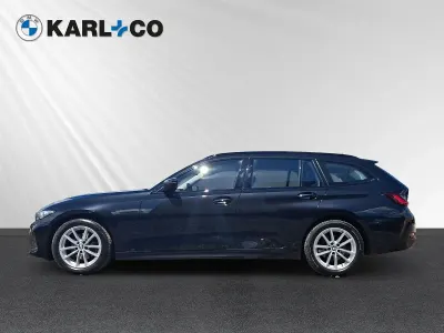 Gebraucht BMW 320 Sport Line 190 PS (139 kW) 2023 Schwarz Kombi