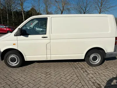Gebraucht VW T5 84 PS (61 kW) 2007 Weiß Van