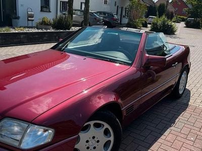 Second-hand Mercedes SL300 190 CP (139 kW) 1993 Roșu Cabrio