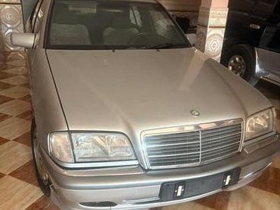 Mercedes C240