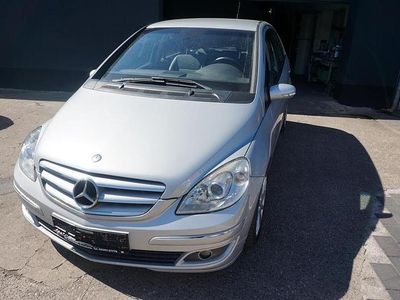 Usata Mercedes B170 116 CV (85 kW) 2005 Argento Monovolume