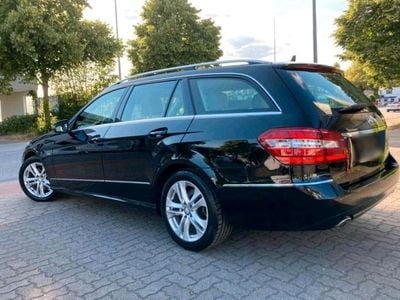 Gebraucht Mercedes E300 Avantgarde 231 PS (169 kW) 2010 Schwarz Kombi