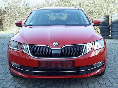 Gebraucht Skoda Octavia Premium Edition 150 PS (110 kW) 2020 Corridarot Kombi