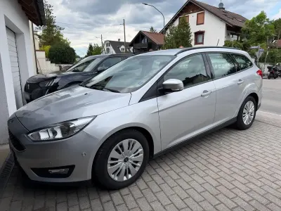 Gebraucht Ford Focus Trend 120 PS (88 kW) 2017 Silber Kombi