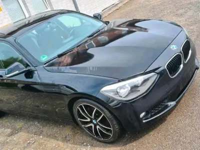 Gebraucht BMW 116 136 PS (100 kW) 2012 Schwarz Kleinwagen